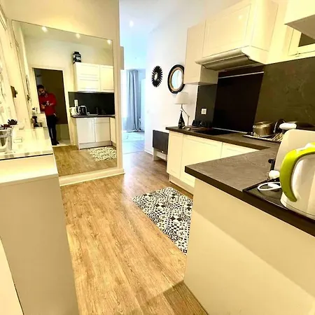 Lejlighed Cute Comfortable With Monaco & Sea View Beausoleil